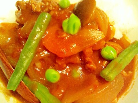 豚肉のトマトたっぷりカレー